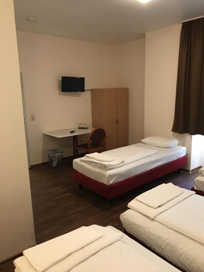 Alpha - Frankfurt Station Guest house Frankfurt am Main